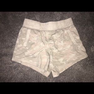 camo shorts
